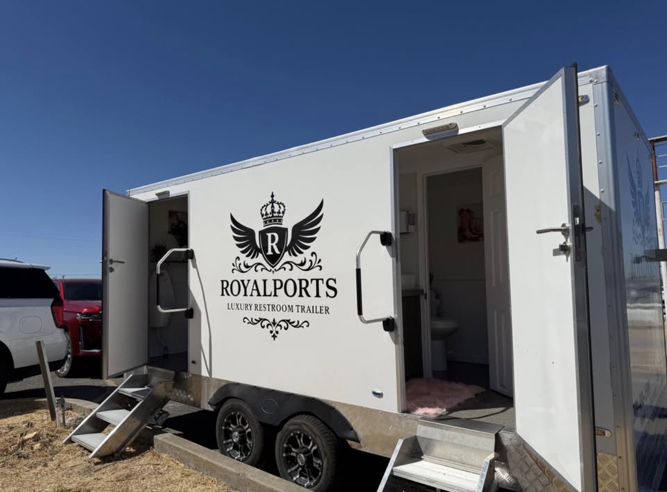 Classic Trailer - Exterior Night View